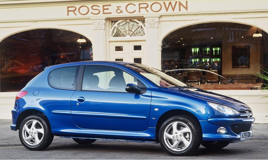  Peugeot 206 1998 года  (фото 34 из 46)